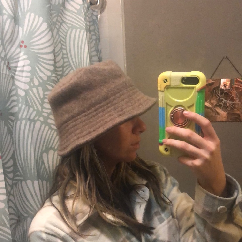 wool bucket hat from OAK + FORT 😍